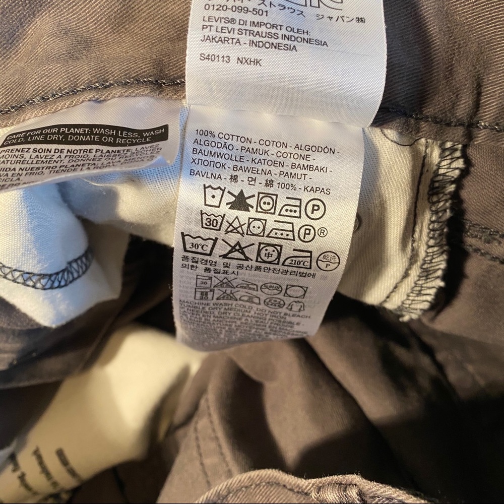 Levi's 514 Gray Slim Straight Twill Pants - Picture 5 of 5